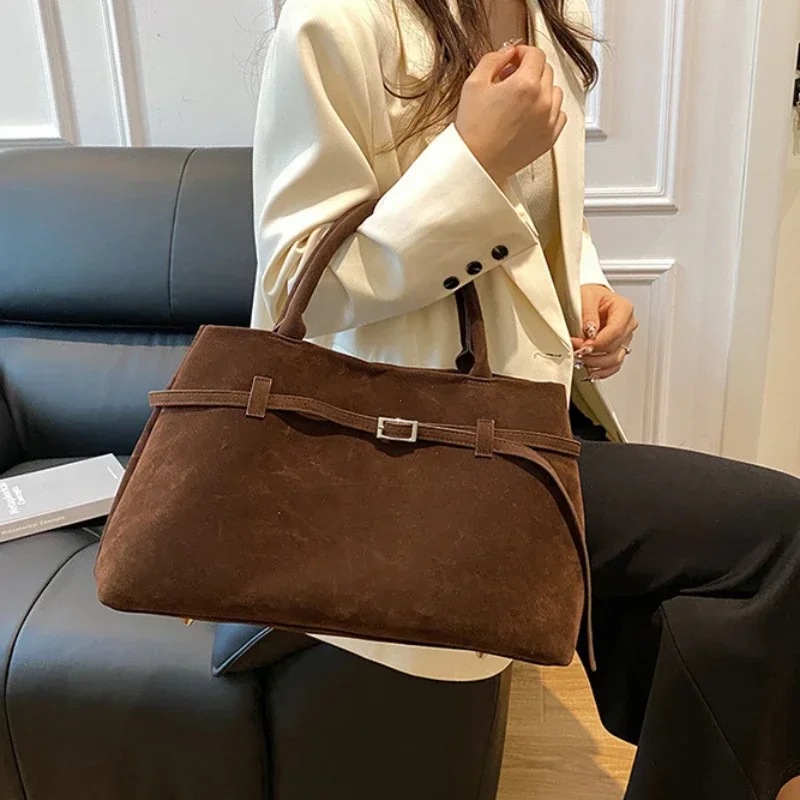 Kadın çantası Toka Detaylı Tas - Women Bags In Sale incelemesi ve fiyatı